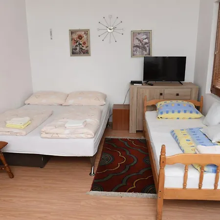 Guesthouse Ema Banja Luka Exterior photo